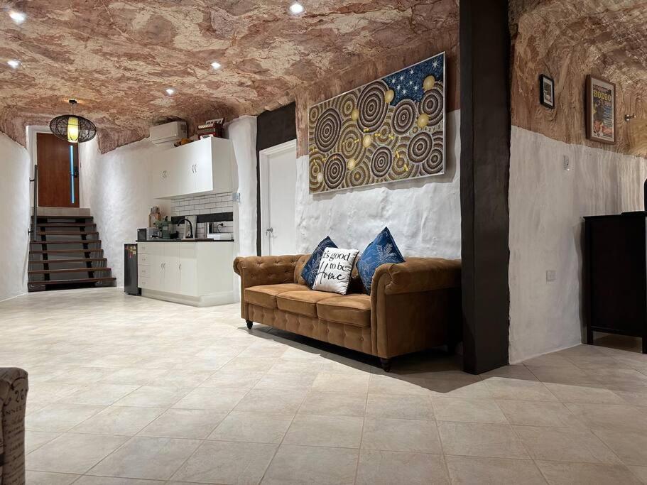 Cozy Cave Coober Pedy Apartment ภายนอก รูปภาพ